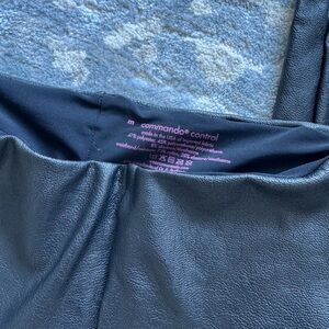 Pre owned black faux leather commando leggings